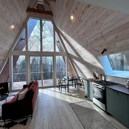 Fox Ridge-Black Alder Lodging لوغان المظهر الخارجي الصورة