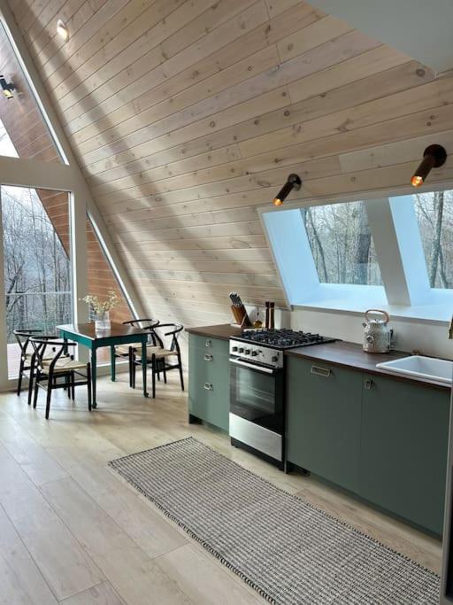 Fox Ridge-Black Alder Lodging لوغان المظهر الخارجي الصورة