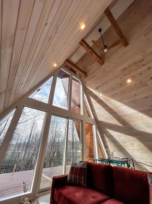Fox Ridge-Black Alder Lodging لوغان المظهر الخارجي الصورة