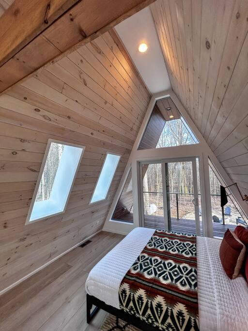 Fox Ridge-Black Alder Lodging لوغان المظهر الخارجي الصورة