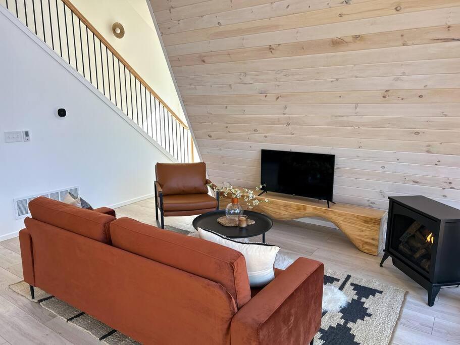 Fox Ridge-Black Alder Lodging لوغان المظهر الخارجي الصورة